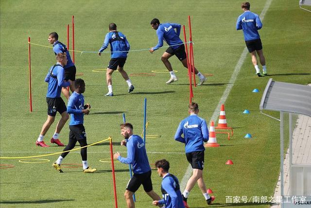 塞克斯顿希望为湖人带来激情与奋斗精神